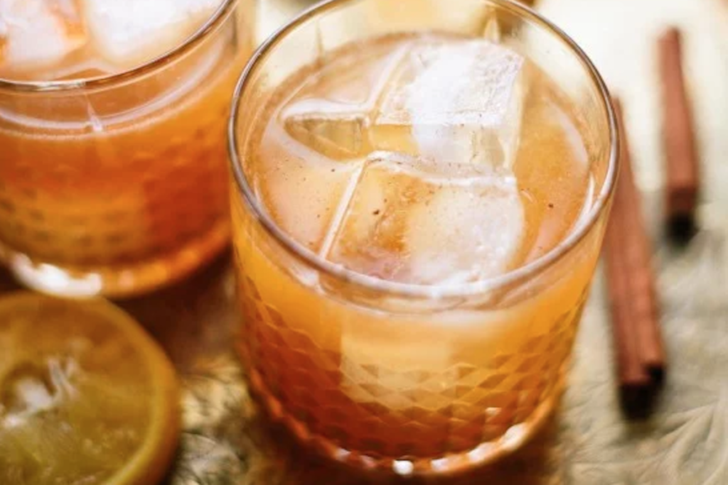 10 Easy Big-Batch Thanksgiving Cocktails - Sugar and Spice