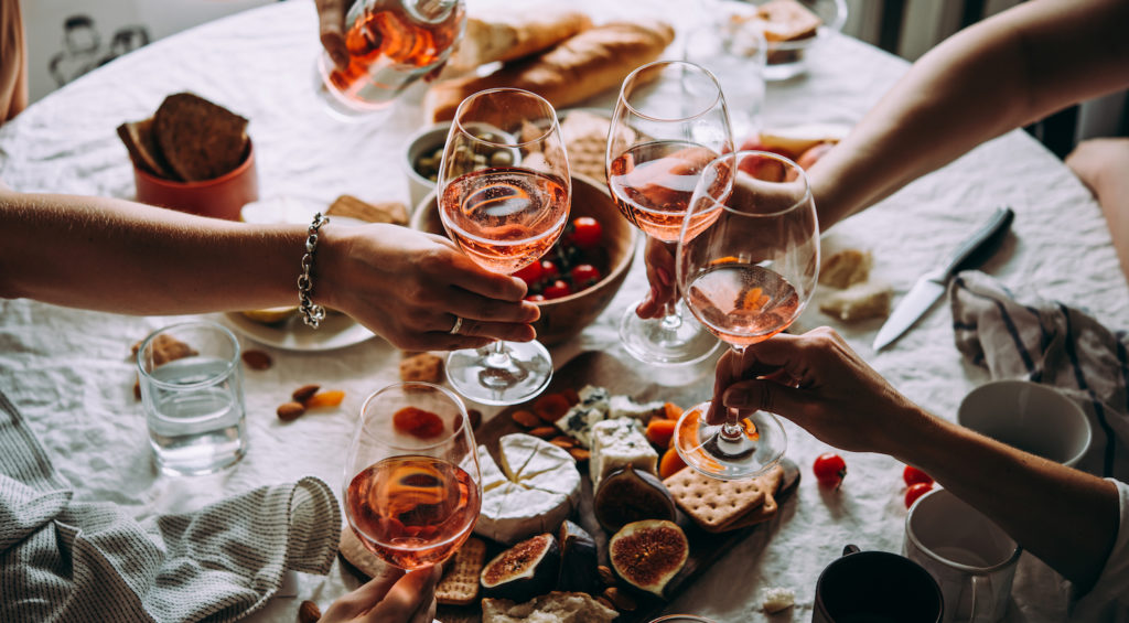 5 Things to Do Before Your Party Guests Arrive - Sugar and Spice