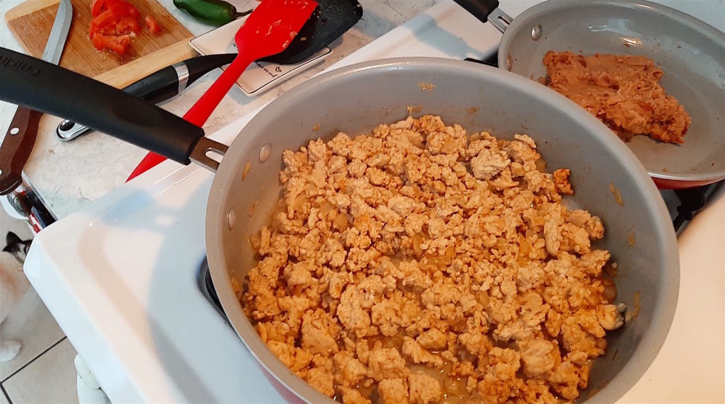 Cooking ground meat for homemade soft tacos